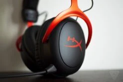 HyperX Cloud II Wireless Gaming Headset 5 HyperX Cloud II Wireless Gaming Headset -HyperX Gamer Deals Store 239271664